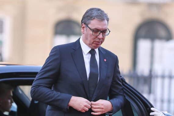 Aleksandar Vučić im Archivfoto; Konaković fordert EU-Sanktionen wegen Mladic-Beerdigung und Kriegsverbrechen.