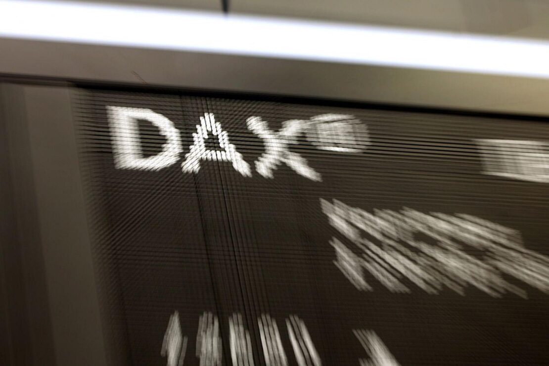 Dax am Mittag weiter im Minus – Anleger halten sich zurück