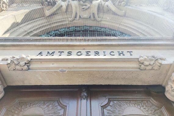 Amtsgericht (Archiv) im Fokus: Insolvenzzahlen im Juni 2026 für Unternehmen und Verbraucher in Deutschland.