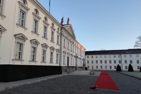 Schloss Bellevue, Archivfoto; Udo Di Fabio im Kontext der Diskussion über Bundespräsidentin und Verfassungsrecht.
