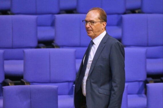 Bundesinnenminister Alexander Dobrindt (CSU) im Archivfoto, thematisch: Aktionsplan gegen Sozialleistungsmissbrauch.