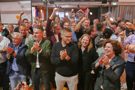 BSW-Wahlparty in Berlin am 06.09.2026: Elif Eralp warnt vor möglicher AfD-Regierungsunterstützung.