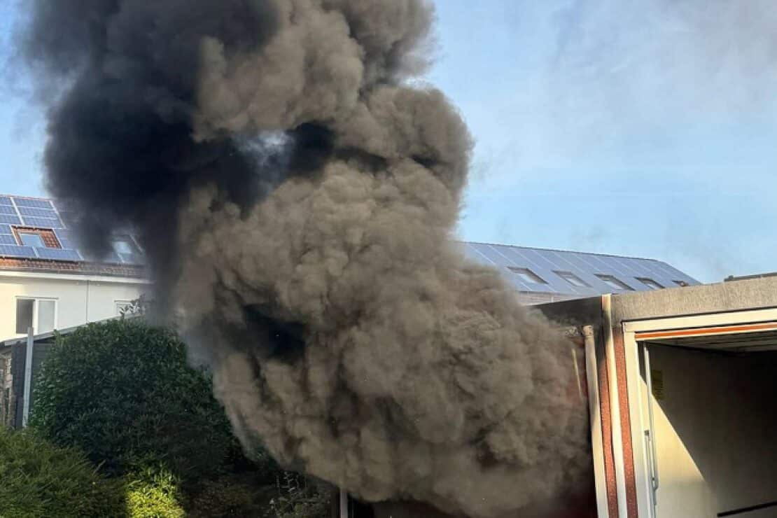 Feuerwehr Bremerhaven rückt am Vormittag zu mehreren Einsätzen aus