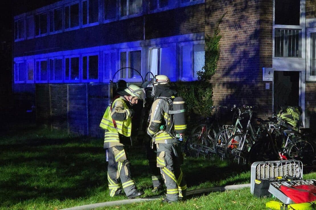 Fünf Personen nach Kellerbrand in Bocholt ins Krankenhaus gebracht