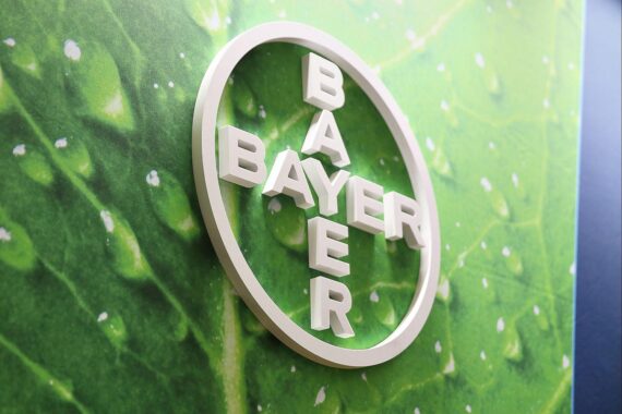 Unternehmens-Appell für stärkere Entwicklungszusammenarbeit: Bayer, DHL, Condor, Hapag-Lloyd und BGA in Berlin.