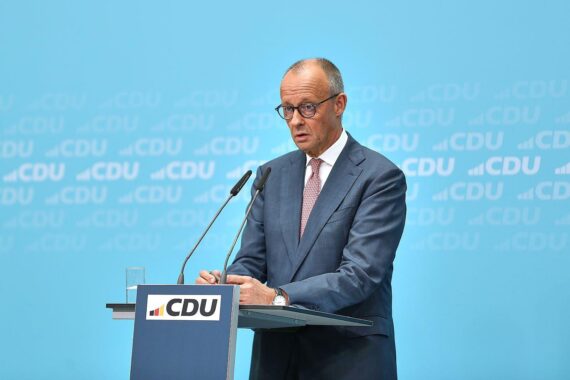 Friedrich Merz in Berlin, mit Bezug auf Bürgerversicherung und gerechte Krankenversorgung.