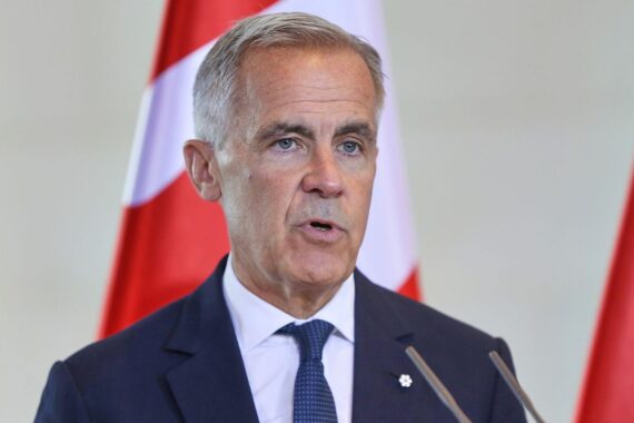 Mark Carney im EU-Parlament Straßburg, unterstützt Kanadas neue Allianz mit der Europäischen Union.