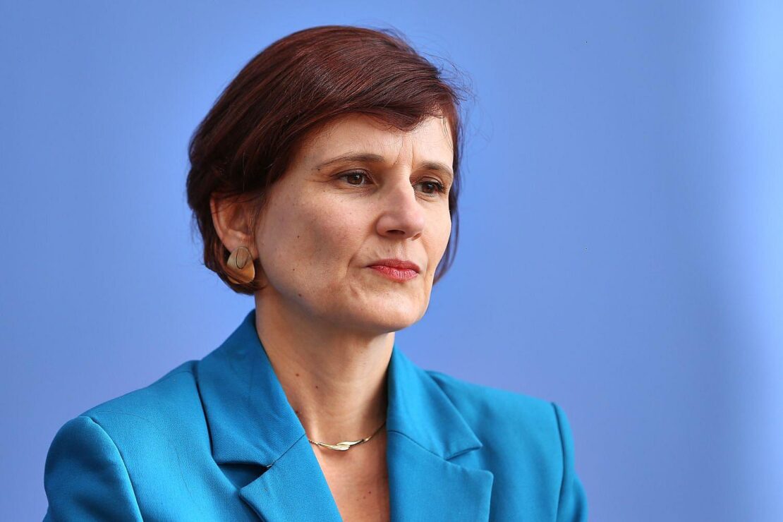 Kipping fordert Pflegevollversicherung statt Kürzungen