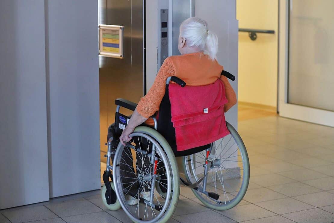Kommunen fordern Korrekturen an Pflegereform