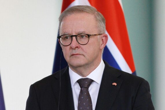 Anthony Albanese bei UN-Generaldebatte, Meldung zu KI-Agenten-Hack australischer Regierungsseite, Cyber-Sicherheit.