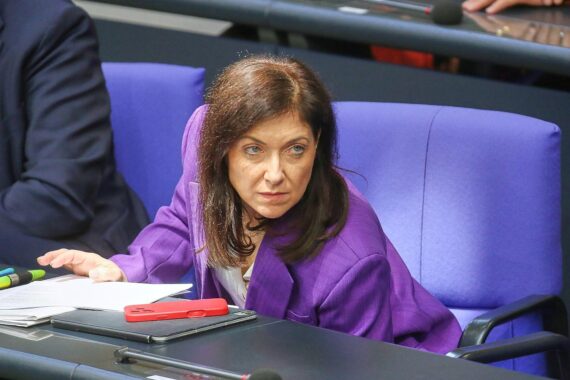 Bundeswirtschaftsministerin Katherina Reiche (CDU) im Archivfoto, Thema: Preisobergrenze für Kraftstoffe.