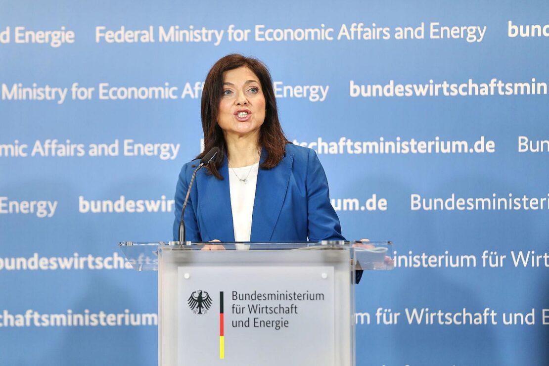 Reiche will Kampfgeist bei Reformvorhaben