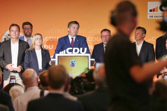 Sven Schulze bei der Krisensitzung der CDU nach der Landtagswahl in Sachsen-Anhalt.
