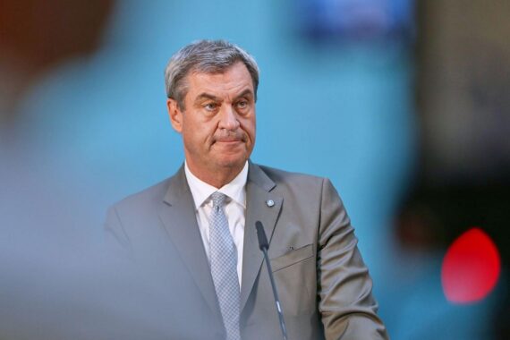 Markus Söder im Porträt (Archiv), als Forderung nach mehr Reform-Tempo und Steuer-/Renten-Umsetzung.
