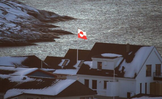 Grönland in der Arktis: Sicherheitsabkommen USA–Dänemark–Grönland, inklusive Stationierungs- und Überflugrechten.
