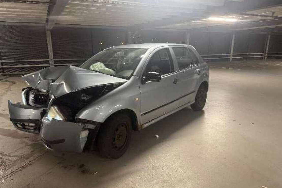 Unfall beim Driften im Parkhaus am Berliner Ring in Wolfsburg
