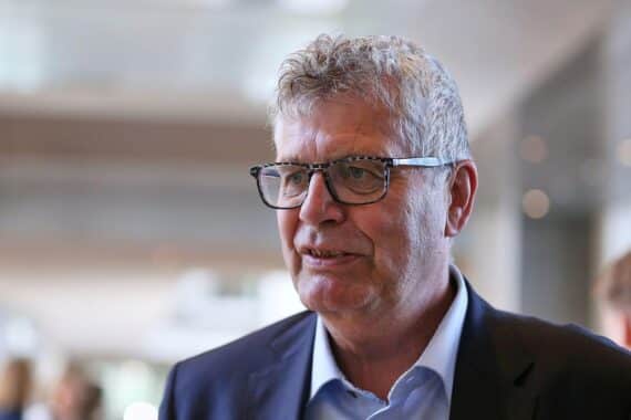 Christian Haase (CDU) blickt kritisch auf Einkommensteuer-Entlastungen und kalte Progression im deutschen Haushalt.