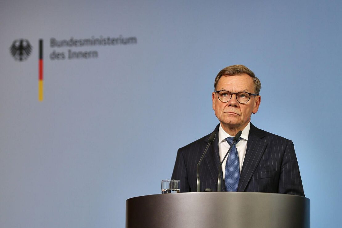 Wadephul findet Russland-Sanktionen "hart, aber nicht überzogen"
