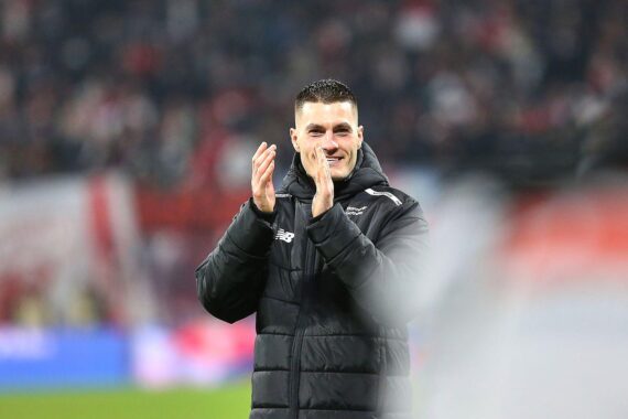 Patrik Schick (Archiv) beim Fußballspiel: Bayer Leverkusen gewinnt gegen SC Freiburg 2:1.