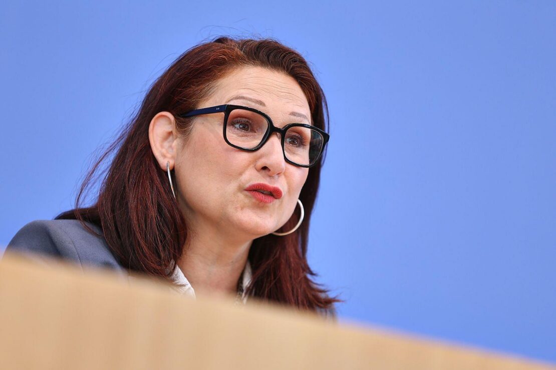 Ataman drängt auf Maßnahmen gegen Diskriminierung in Wechseljahren