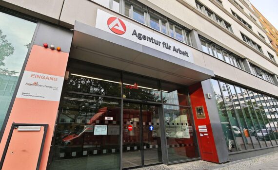 Bundesagentur für Arbeit in Berlin (Archiv), Symbolbild zur Grundsicherung und Bürgergeld-Reform.
