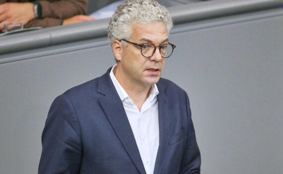Stefan Nacke fordert kurz vor Karlsruhe eine Erbschaftsteuer-Erhöhung für mehr Leistungsanreize.