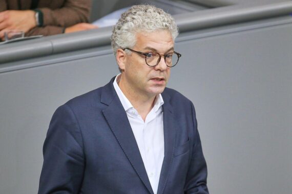 Stefan Nacke fordert kurz vor Karlsruhe eine Erbschaftsteuer-Erhöhung für mehr Leistungsanreize.