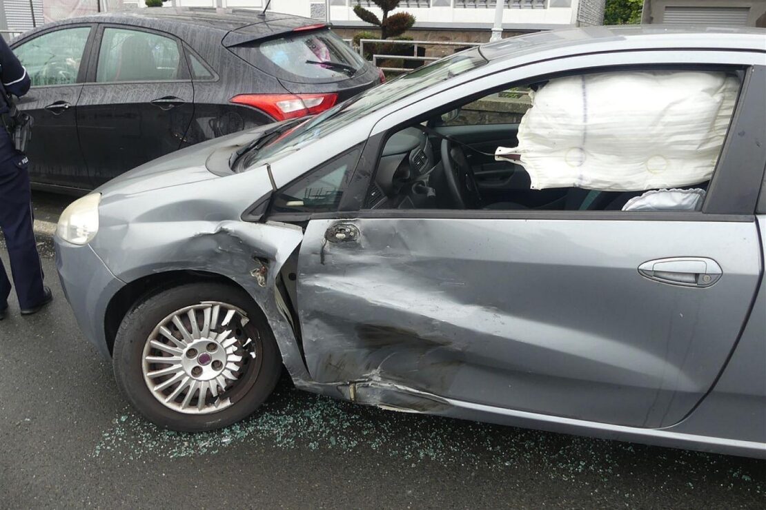 Drei Autos bei Verkehrsunfall in Gummersbach beschädigt