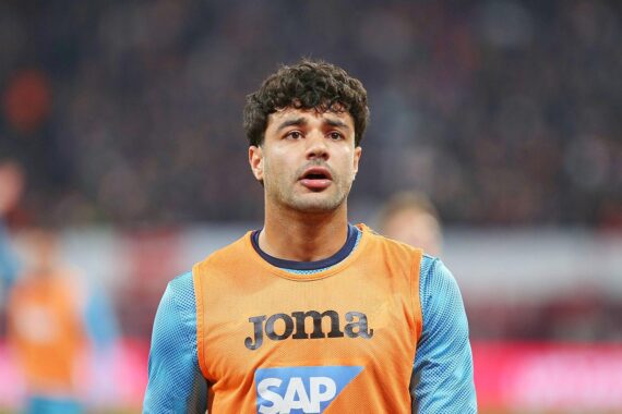 TSG Hoffenheim siegt 3:0 gegen Olympique Lyon: Spielerjubel von Kramaric, Daghim, Hlozek.