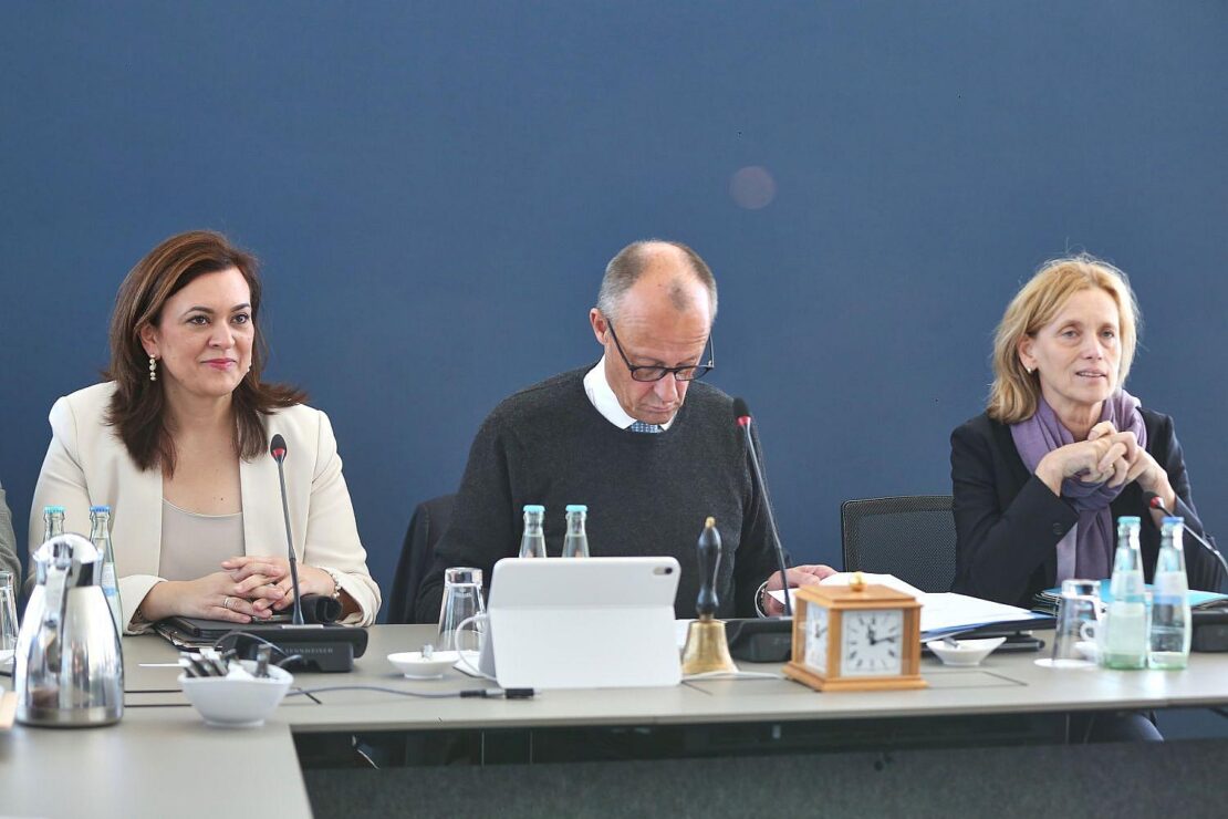 Forsa: Union bleibt im Umfragetief