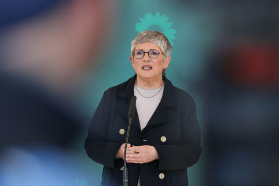Britta Haßelmann im Archivfoto, als Gesprächspartnerin der Grünen nach der nächsten Bundestagswahl.