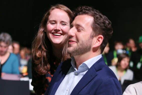 Ricarda Lang und Felix Banaszak im Gespräch über Heimat, Zugehörigkeit und einen positiven Patriotismus.