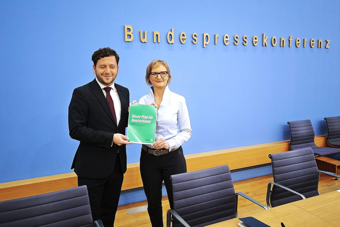 Grünen-Spitze legt Leitantrag für Parteitag vor