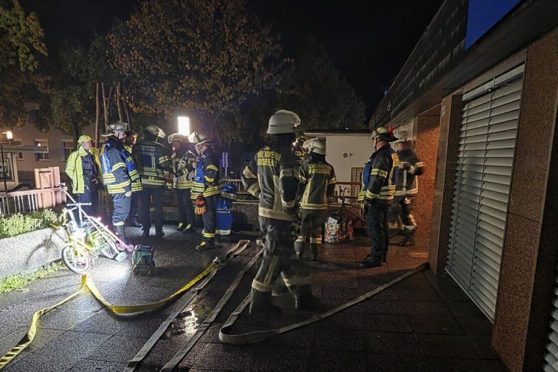 Kellerbrand am Arnsberger Brückenplatz löst Feuerwehreinsatz aus