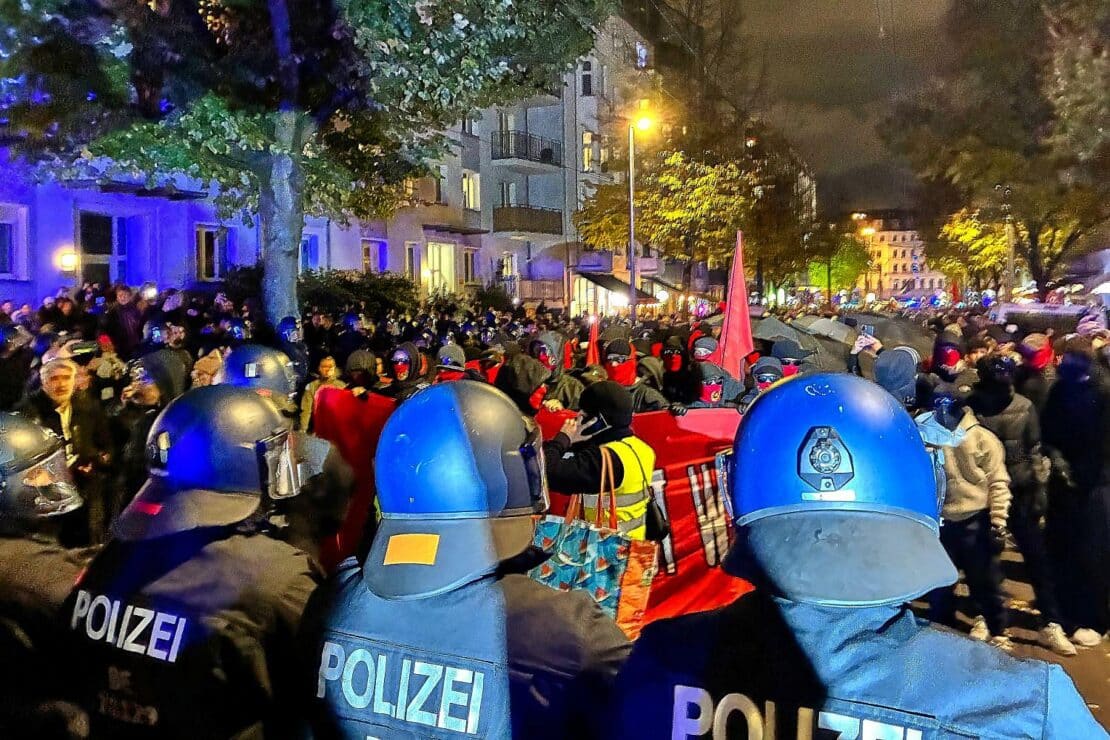 Krawalle und Vermummte bei GenZ-Protesten