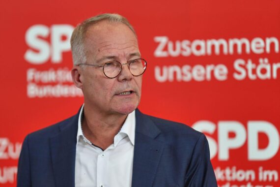 Matthias Miersch (SPD) am 13.10.2026, dts-Nachrichtenagentur, zu Rentenfinanzierung und Beitragserhöhungen.
