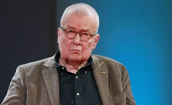 Ruprecht Polenz (Archiv) vor Bundestagsausschuss: Kritik an AfD-Vorsitzendenwahl durch Boris Rhein.