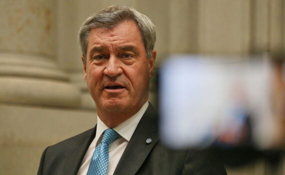 Markus Söder (CSU) in Bayern droht mit Kündigung und Umordnung des Länderfinanzausgleichs.