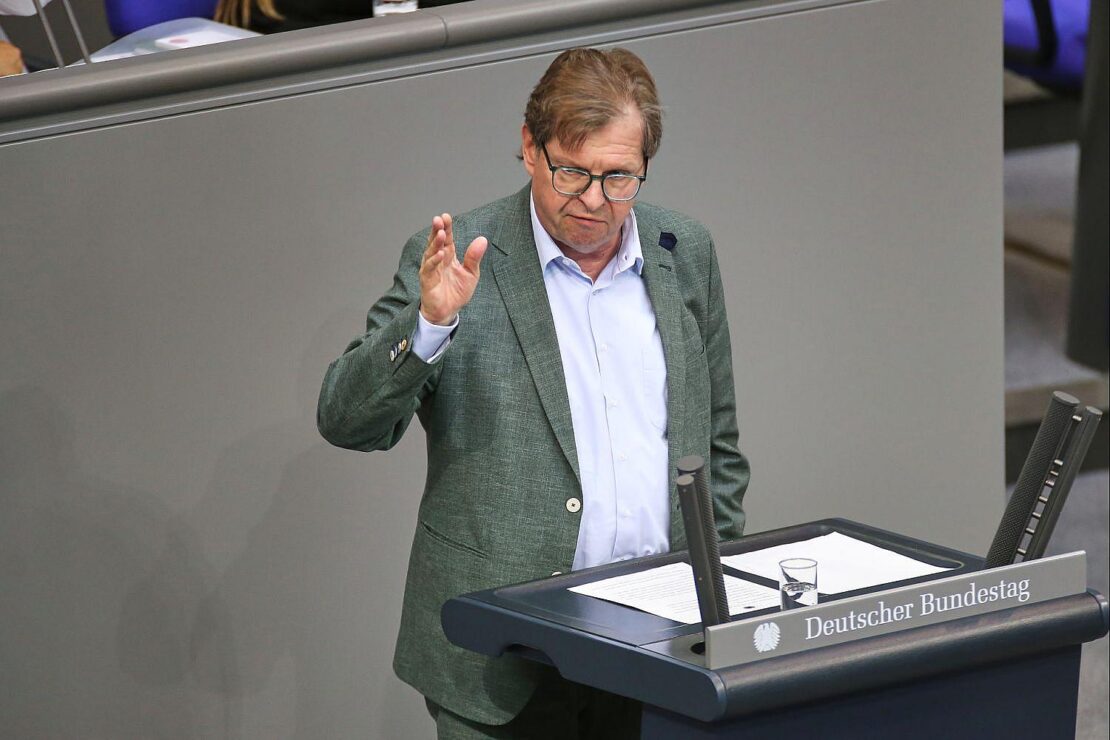 Stegner verteidigt Schröders Besuch bei Putin