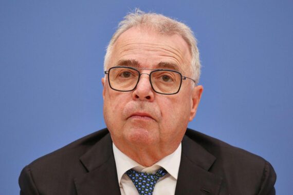 Rainer Kirchdörfer (Archiv) warnt: Wegfall der Erbschaftsteuer-Verschonung gefährdet Familienunternehmen und Arbeitsplätze.