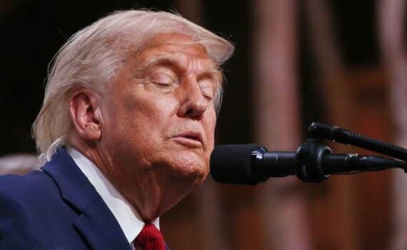 Donald Trump, Hinrichtung von Nidal Malik Hasan: Militärstreitkräfte, Fort Hood, keine Liveübertragung.