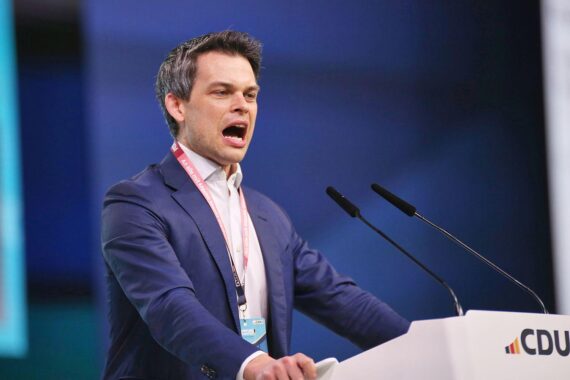 Christoph Ploß (Archiv) in Berlin: Union warnt vor Koalitionsverhandlungen von Linken, Grünen und SPD.