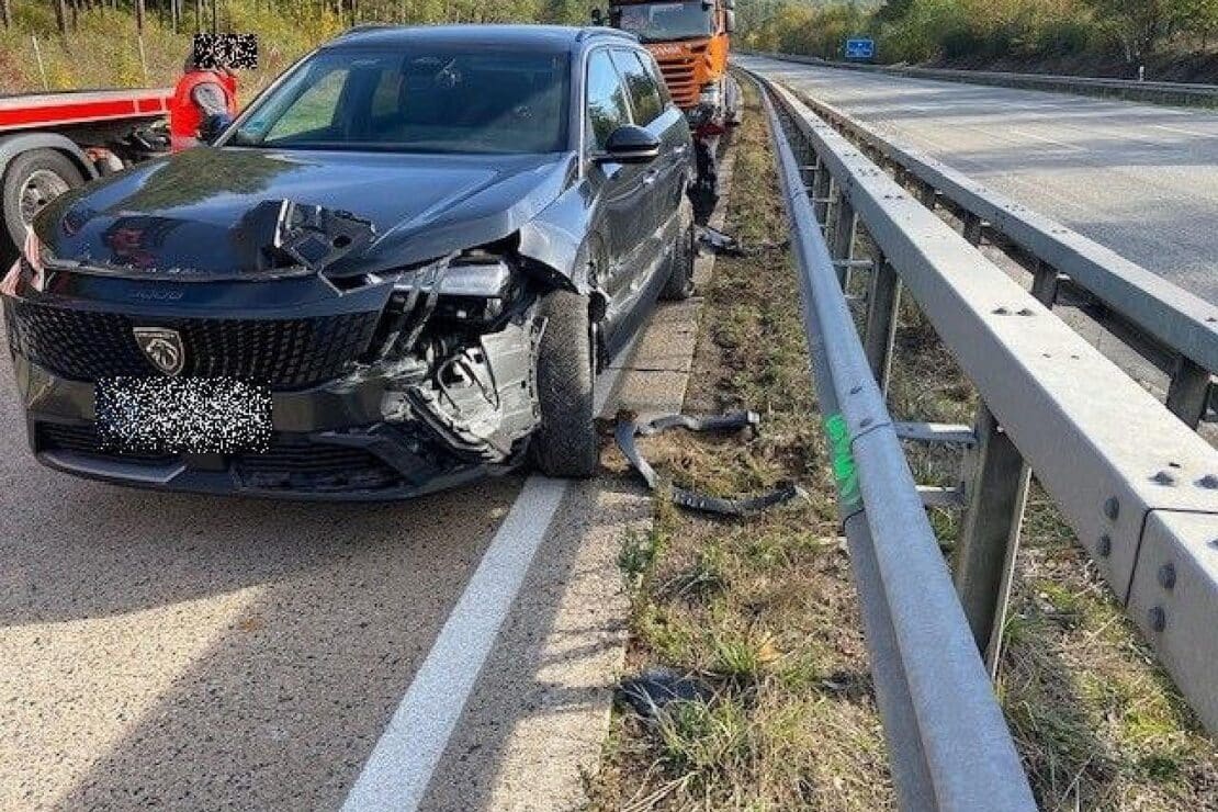 Vollsperrung der A6 nach Auffahrunfall bei Kaiserslautern