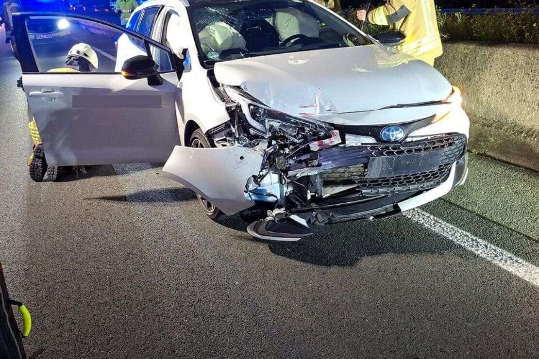 Zwei Verletzte nach Verkehrsunfall auf der Autobahn 1 bei Greven